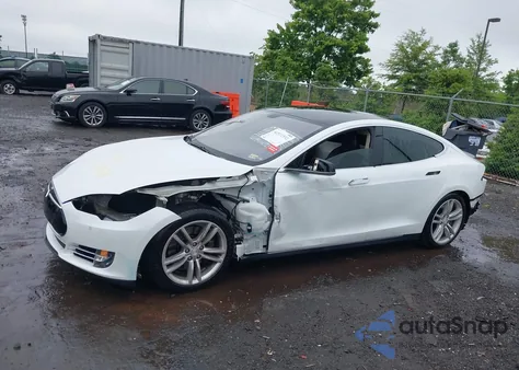 2013 Tesla Model S Performance from USA, damaged, VIN 5YJSA1CP9DFP20778